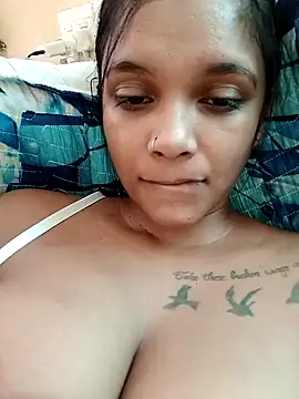 Indianqueen03 online show from May 2026 12:44:01 PM