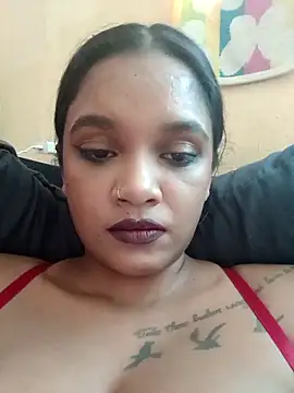 Snapshot of Indianqueen03 chatting on January 2026 11:46:01 AM Indianqueen03 online show from January 2026 11:46:01 AM