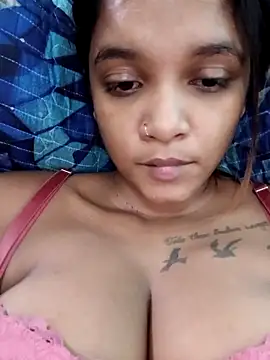 Indianqueen03 online show from November 2025 11:32:01 AM