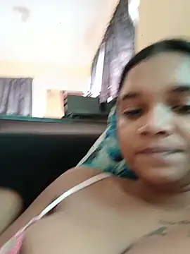 Snapshot of Indianqueen03 chatting on June 2026 10:46:02 AM Indianqueen03 online show from June 2026 10:46:02 AM