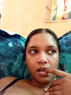 Indianqueen03 online show from May 2026 12:31:01 PM