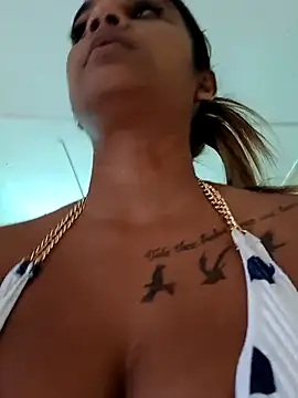 Indianqueen03 online show from September 2025 11:48:02 AM