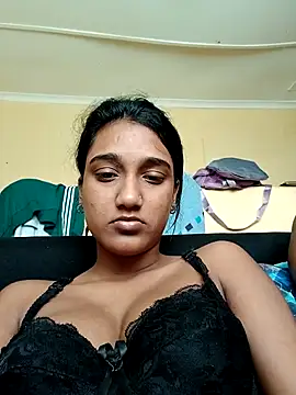 Indianqueen03 online show from October 2025 09:50:01 AM