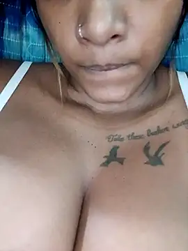 Snapshot of Indianqueen03 chatting on February 2026 04:06:01 PM Indianqueen03 online show from February 2026 04:06:01 PM