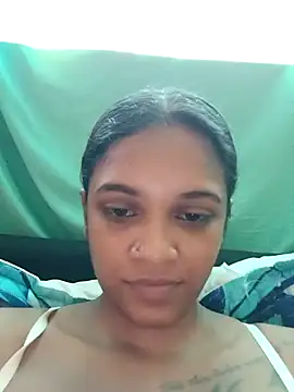 Indianqueen03 online show from October 2025 09:17:02 AM