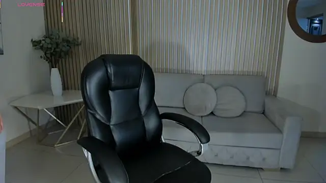 AlessaRomero online show from February 2026 07:46:01 PM