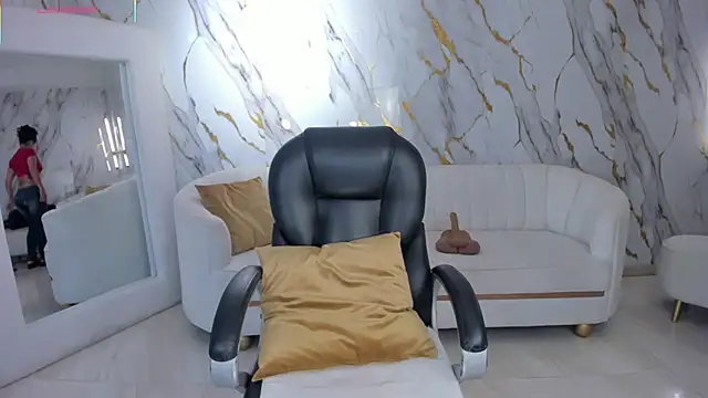 AlessaRomero online show from October 2025 07:59:02 PM