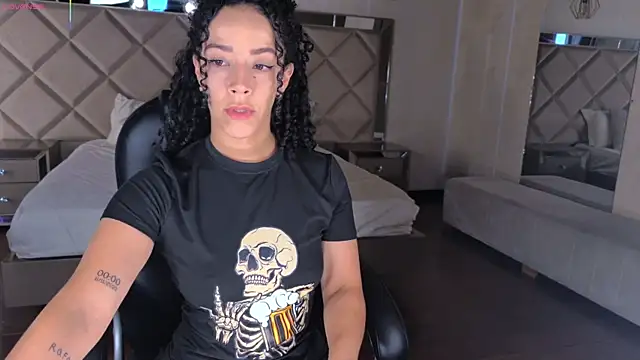 Snapshot of AlessaRomero chatting on June 2026 08:03:01 PM AlessaRomero online show from June 2026 08:03:01 PM