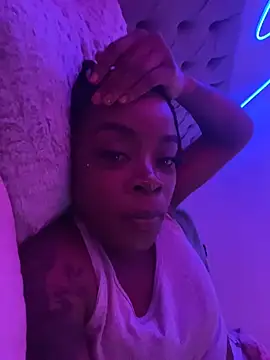 Miss westt  online show from November 2025 07:46:01 AM