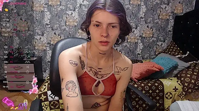 pretty cristal69 online show from May 2026 01:05:01 PM