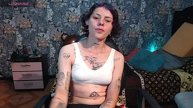 pretty cristal69 online show from April 2026 01:54:02 AM