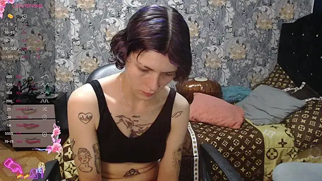pretty cristal69 online show from April 2026 10:58:01 PM