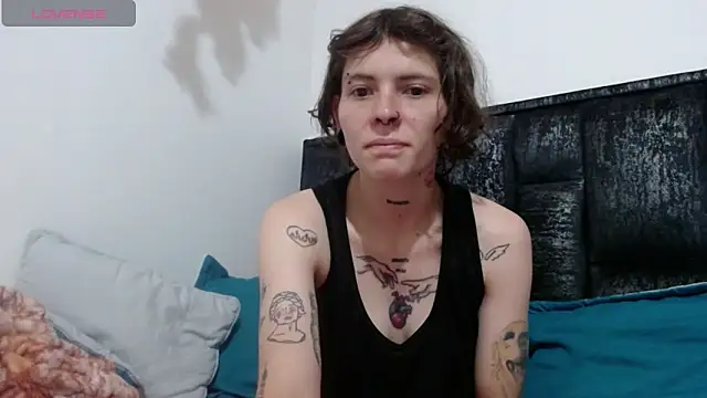 pretty cristal69 online show from September 2025 02:23:02 PM