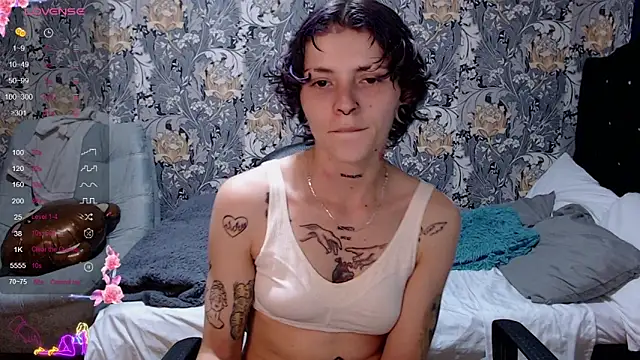 Snapshot of pretty_cristal69 chatting on June 2026 11:28:01 PM pretty cristal69 online show from June 2026 11:28:01 PM