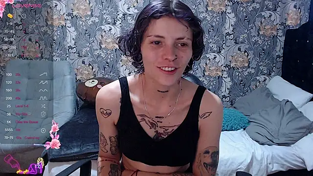 Snapshot of pretty_cristal69 chatting on June 2026 03:23:02 PM pretty cristal69 online show from June 2026 03:23:02 PM