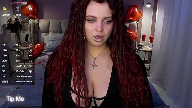 Miss Maya Mils online show from February 2026 01:06:02 AM