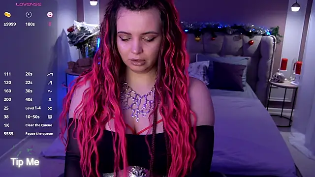 Miss Maya Mils online show from December 2025 01:06:01 AM