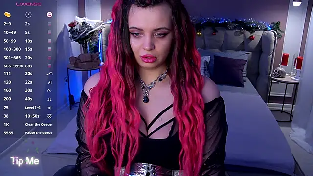 Miss Maya Mils online show from December 2025 12:57:02 AM