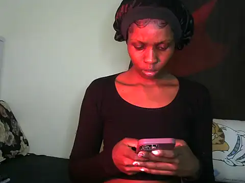 Snapshot of Bella_cute01 chatting on September 2025 09:18:01 PM Bella cute01 online show from September 2025 09:18:01 PM