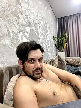 MaeltraJoy online show from January 2026 06:30:01 AM