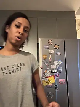 Your Paris online show from December 2025 03:40:02 PM