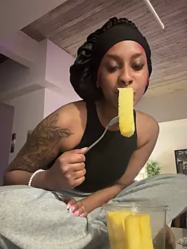 Your Paris online show from February 2026 03:24:02 AM