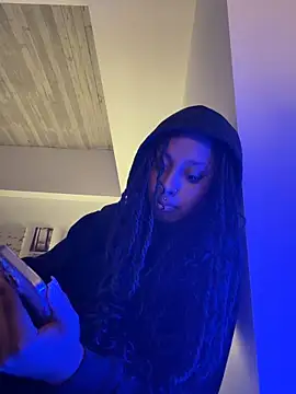 Your Paris online show from April 2026 03:30:02 AM