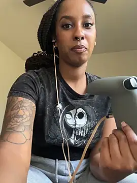 Your Paris online show from November 2025 07:18:02 PM