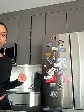 Your Paris online show from November 2025 05:13:01 PM