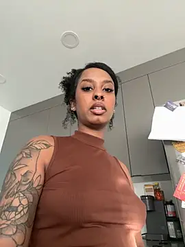 Your Paris online show from February 2026 04:40:02 PM