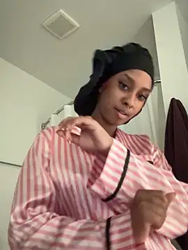 Your Paris online show from February 2026 04:29:01 PM