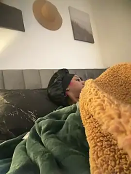 Your Paris online show from February 2026 03:30:01 PM