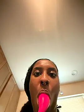 Your Paris online show from October 2025 04:47:01 PM