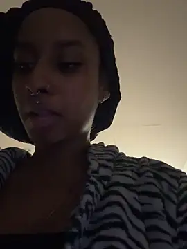 Your Paris online show from November 2025 10:52:01 AM