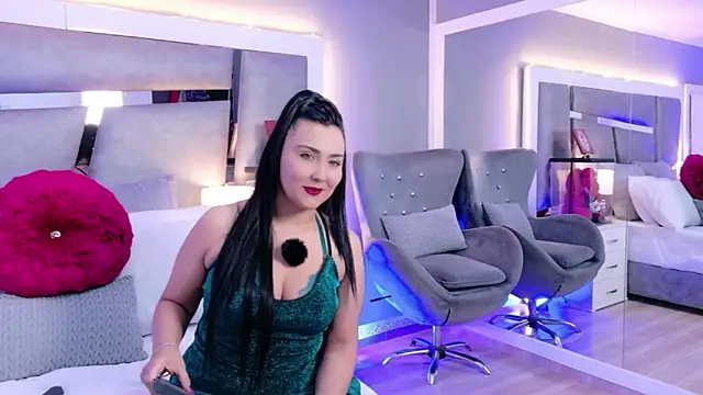 Evangeline Taylorr online show from April 2026 03:29:02 PM