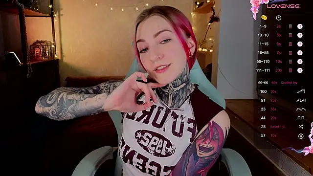 Roxy      online show from January 2026 08:13:02 PM