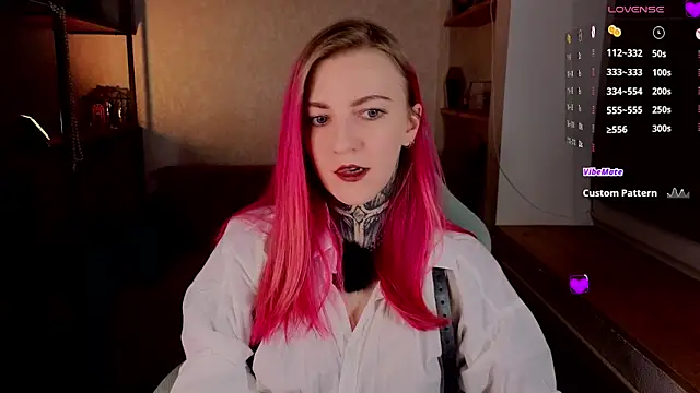 Roxy      online show from February 2026 08:30:01 PM