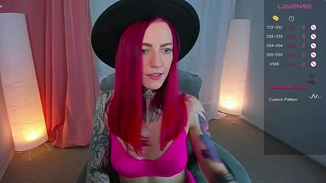 Roxy      online show from February 2025 11:36:02 PM