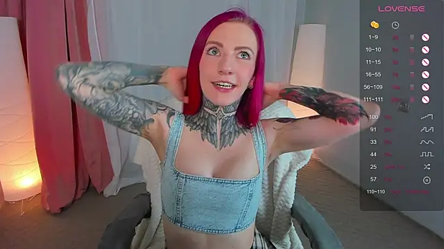 Roxy      online show from March 2025 08:40:02 PM