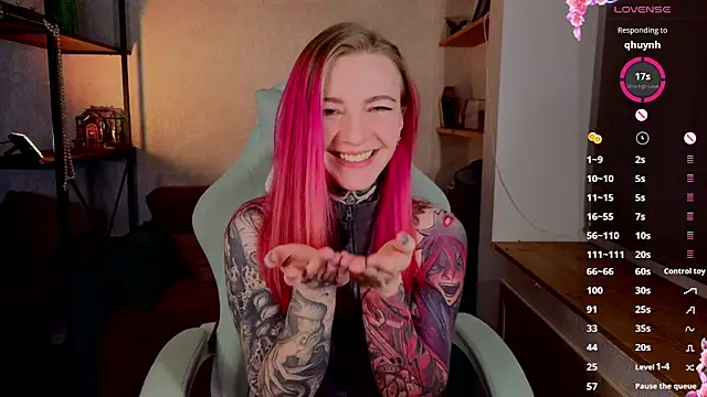 Roxy      online show from March 2026 08:38:02 PM