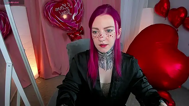 Roxy      online show from February 2025 08:48:02 PM