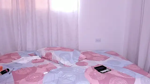 Snapshot of california_0 chatting on February 2025 10:34:01 PM california 0 online show from February 2025 10:34:01 PM