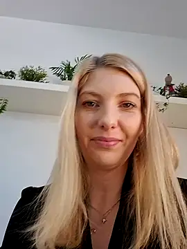 Amitiel Angel online show from January 2026 12:52:02 PM