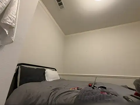 magicalc00ch online show from April 2026 10:24:02 PM