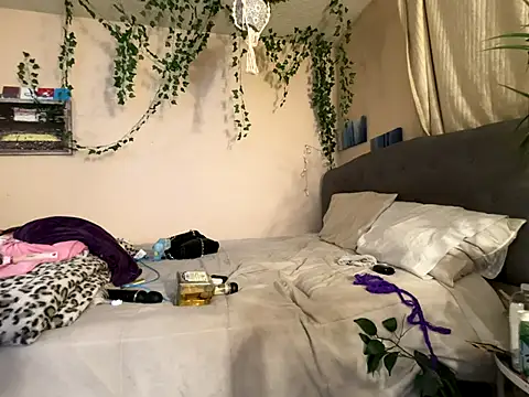 magicalc00ch online show from December 2025 03:44:02 AM