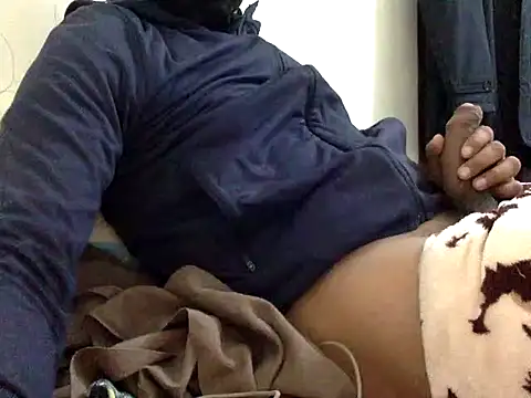 yadavindra85 online show from December 2025 07:27:01 PM