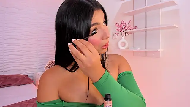 IsabelleFoxx  online show from March 2026 10:32:01 PM