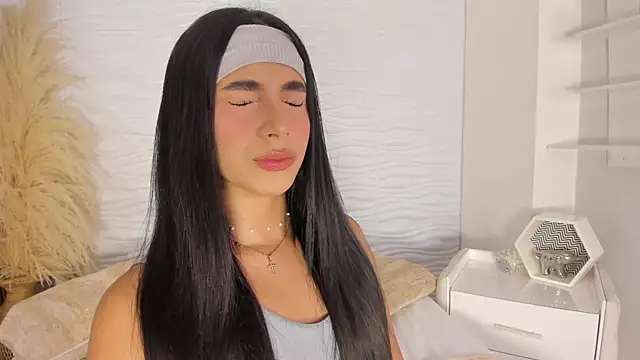 IsabelleFoxx  online show from December 2025 10:04:01 PM