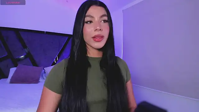 Snapshot of IsabelleFoxx_ chatting on October 2025 09:38:01 PM IsabelleFoxx online show from October 2025 09:38:01 PM