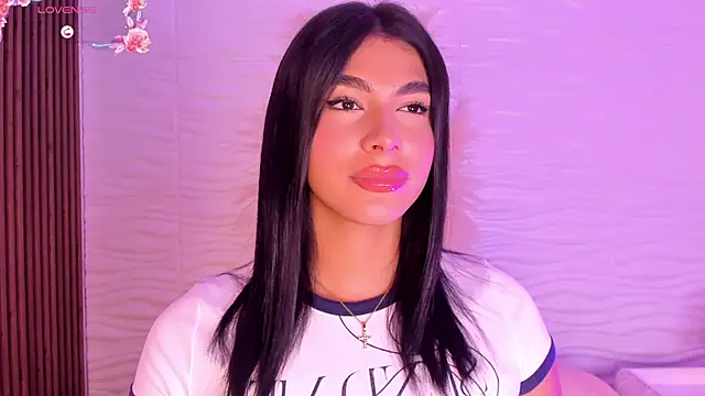 IsabelleFoxx  online show from February 2026 09:39:02 PM